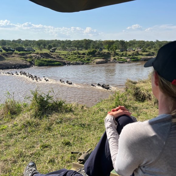 Just a girl who loves travel, fashion, and finds! - Picture 2 of 11